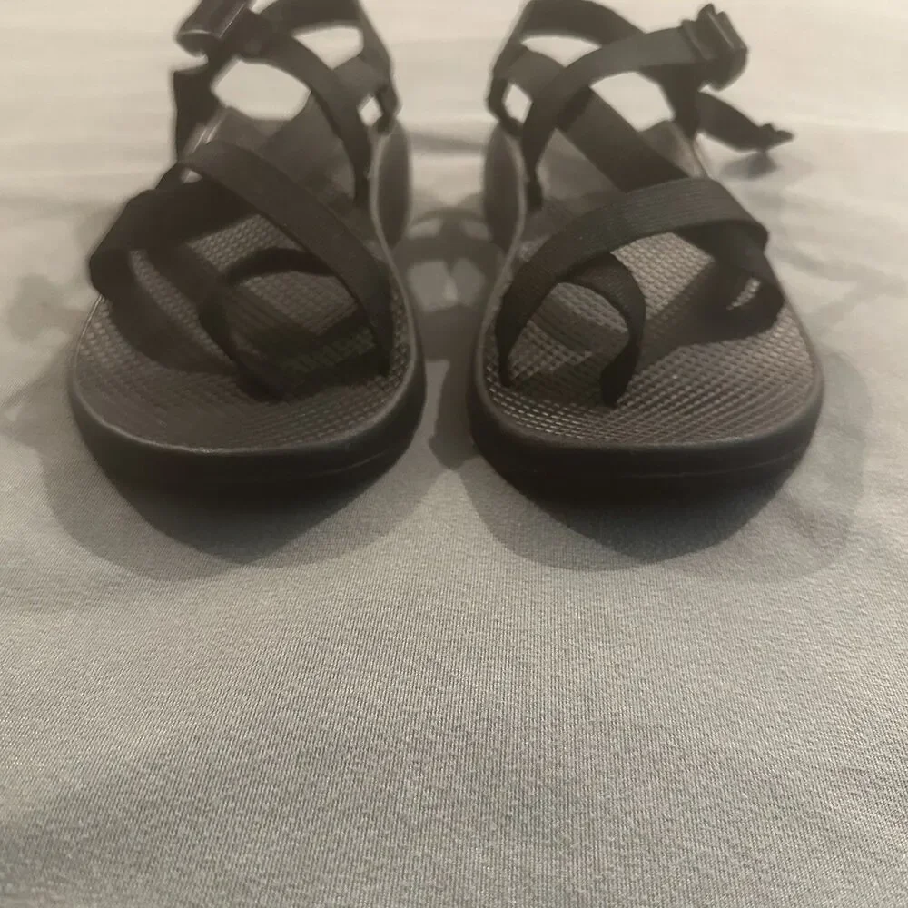 Chaco Mens Z/2 Sandals Mens 10 Classic Black Strappy Hiking Trail Outdoors